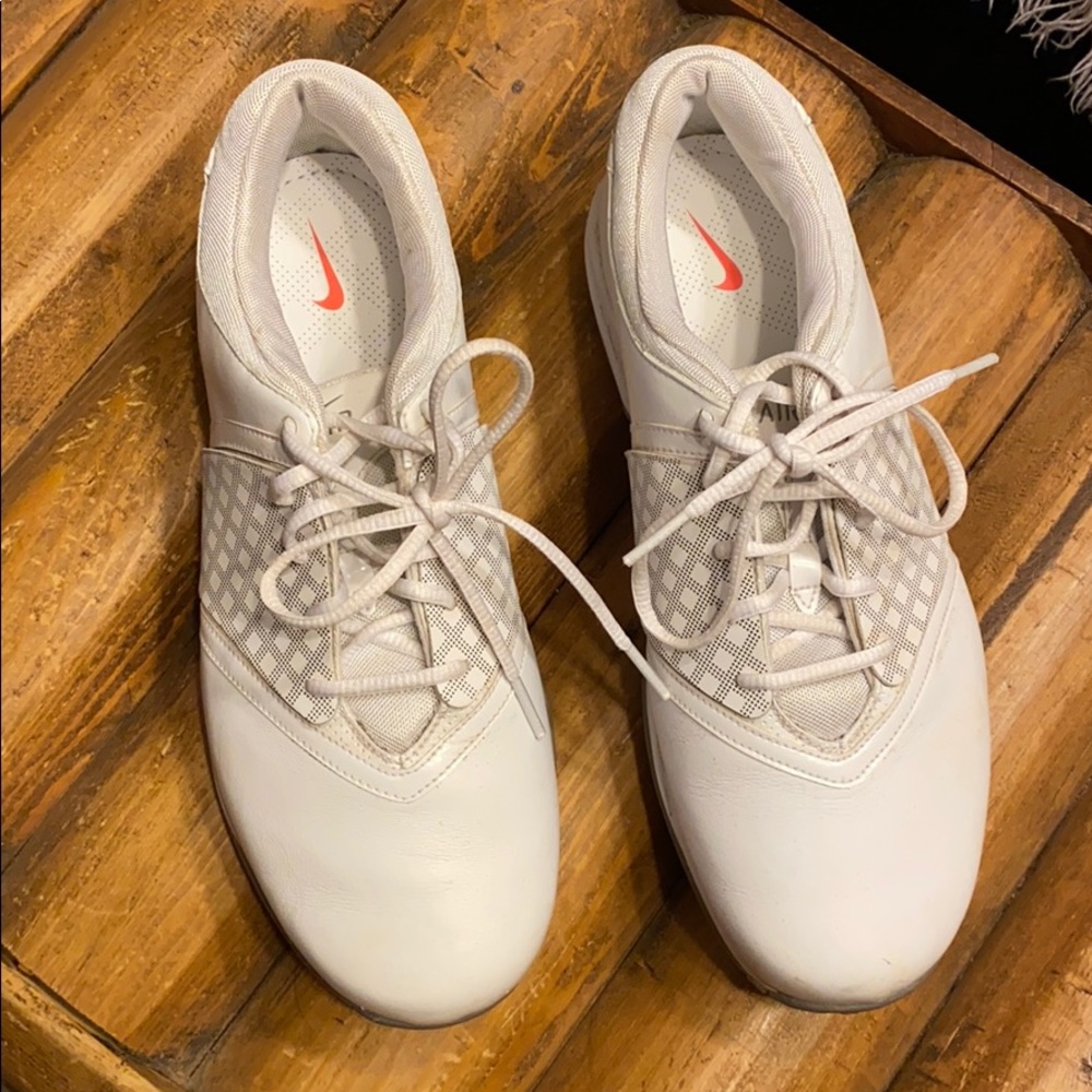 Women’s Nike Air leather golf shoes